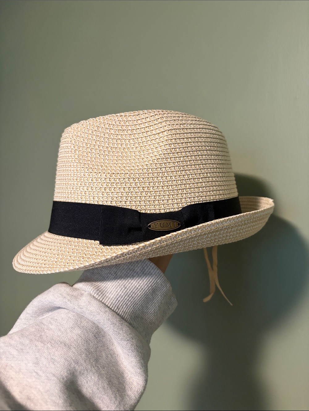 YUMI Straw Fedora in Cream with Black Band